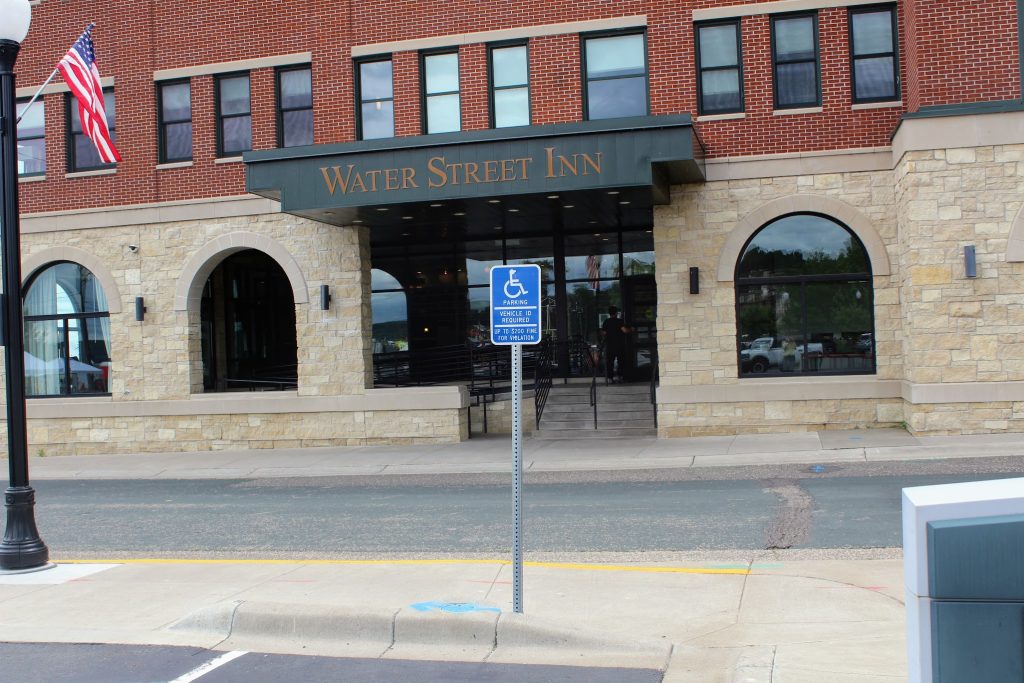 Water Street Inn Stillwater Accessible parking and ramp